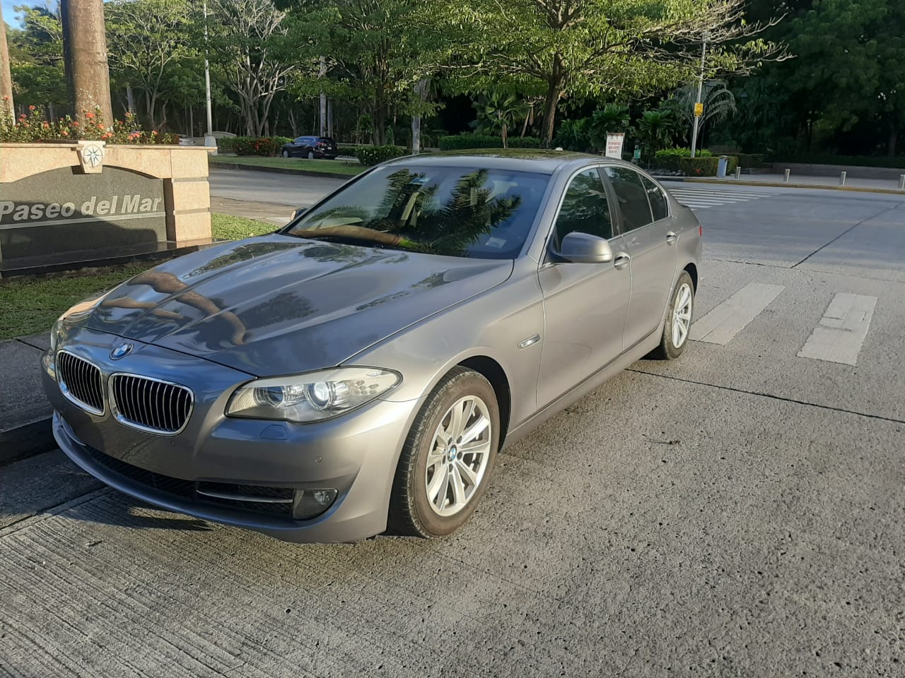 Bmw 523i 2011